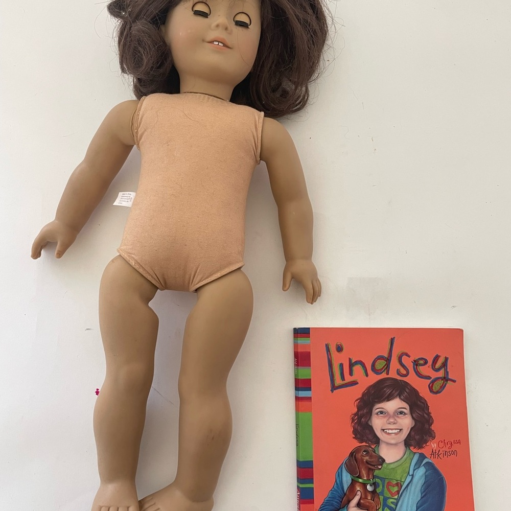 American Girl First Doll of the Year Lindsey Retired 2002 Pleasant Company